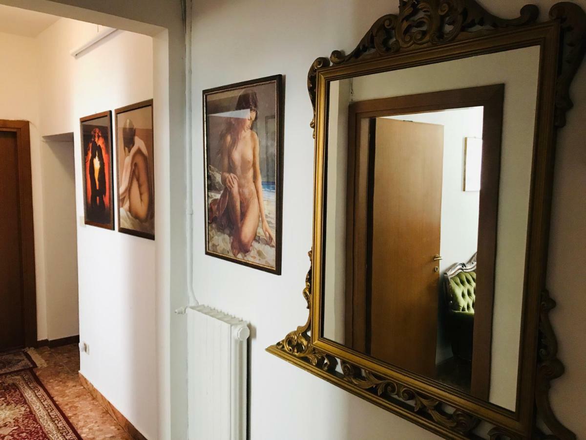 Venice Rainbow Hotel Bagian luar foto
