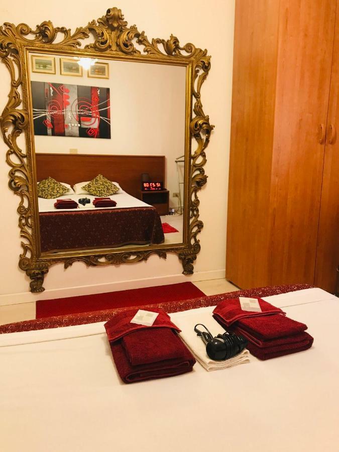 Venice Rainbow Hotel Bagian luar foto