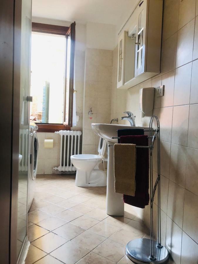 Venice Rainbow Hotel Bagian luar foto