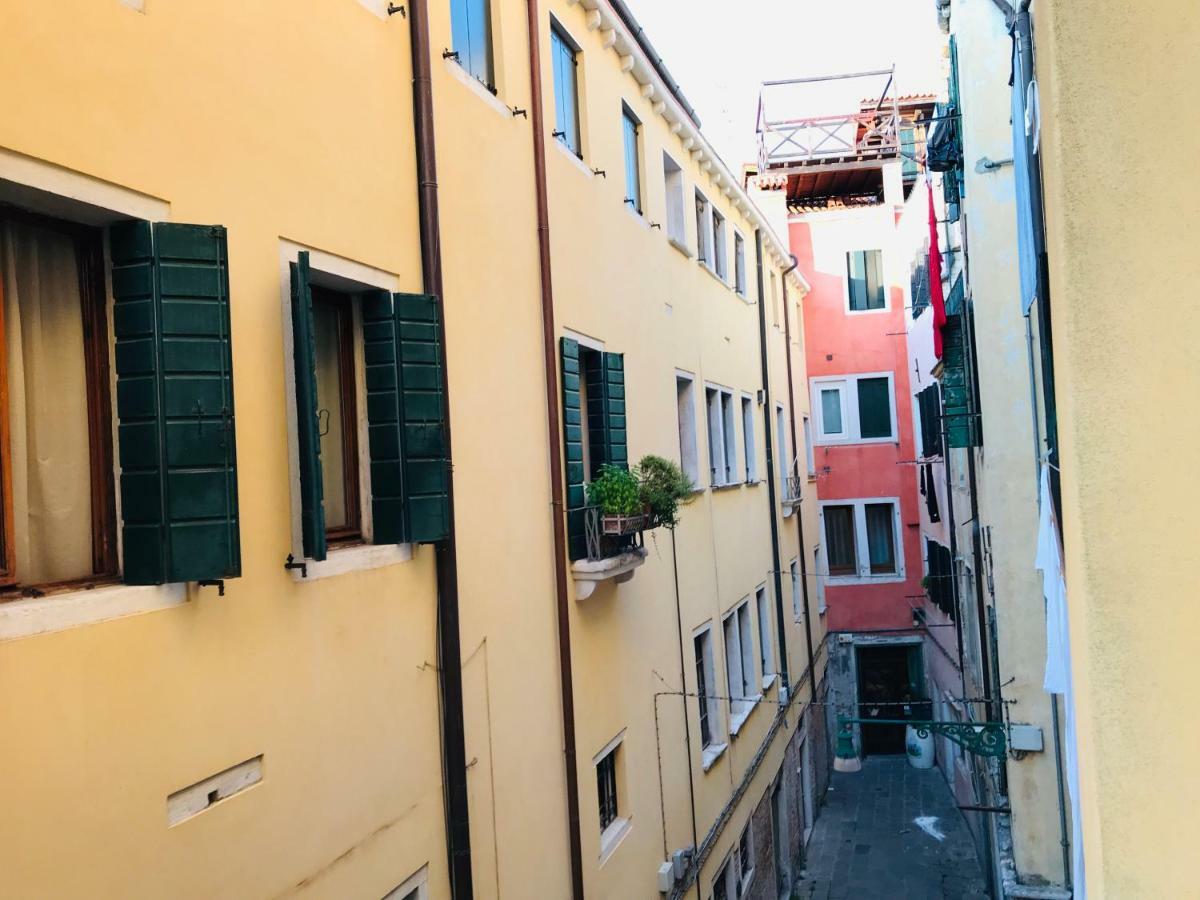 Venice Rainbow Hotel Bagian luar foto